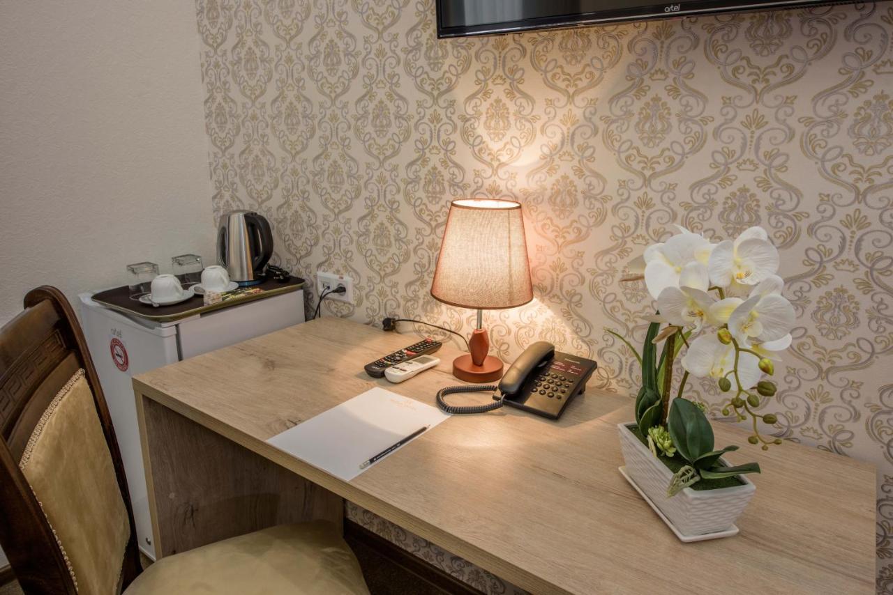 Huzur Hotel Tashkent Esterno foto