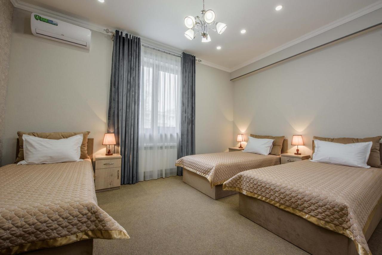 Huzur Hotel Tashkent Esterno foto
