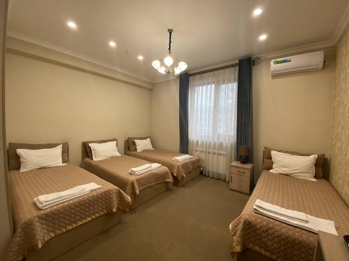 Huzur Hotel Tashkent Esterno foto
